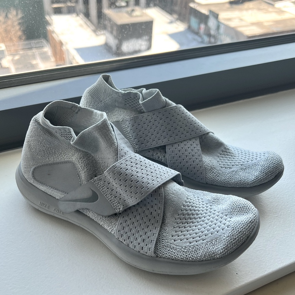 Nike Free Run RN Motion Flyknit Running Womens 7 Gray